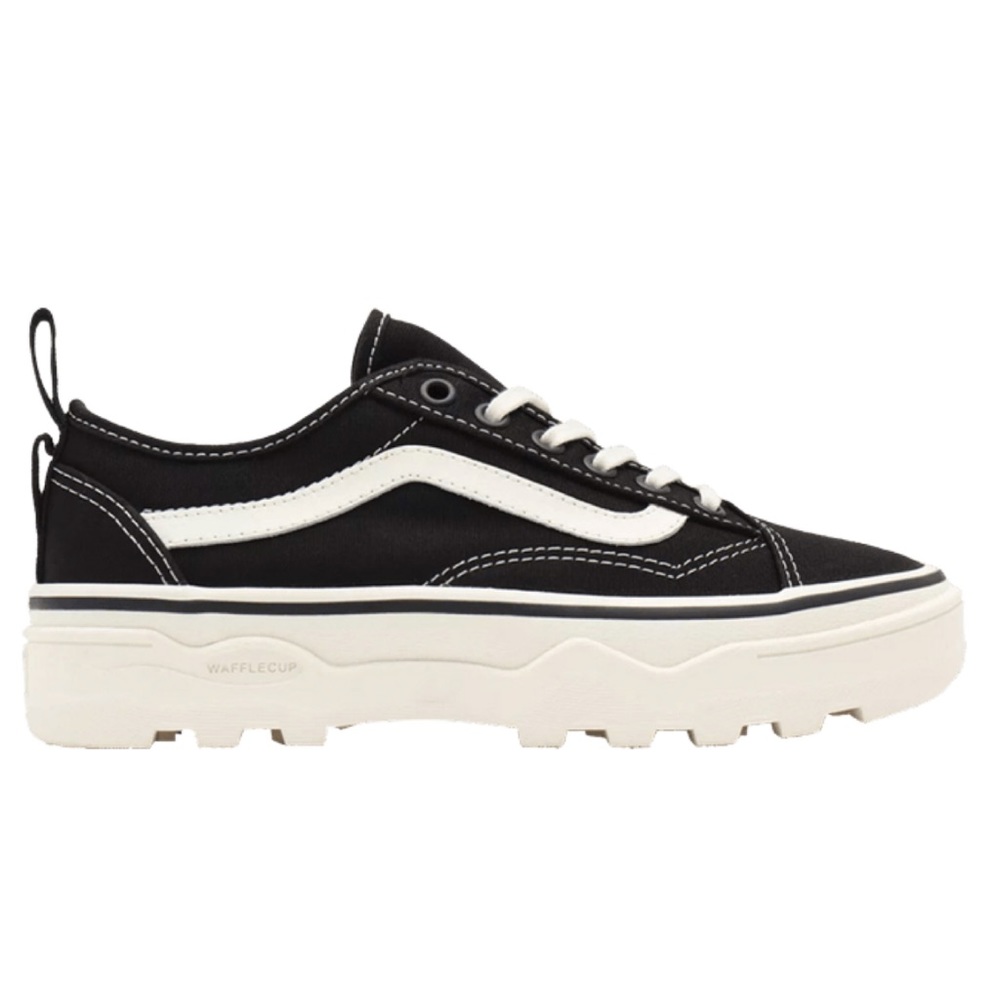 Vans Men’s Sentry Old Skool (Canvas) Black/Marshmallow
VN0A5KR3VQE
Sneakers - Picture 3 of 16